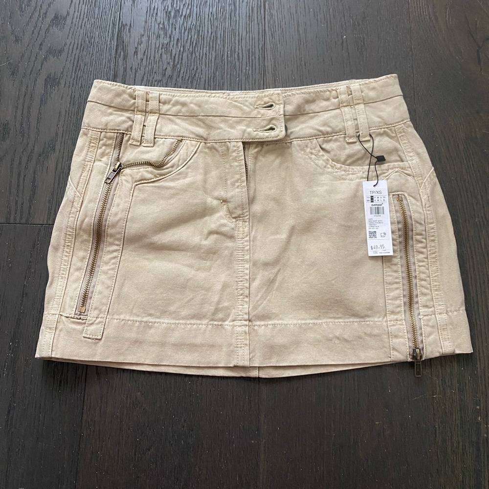 Cargo mini skirt